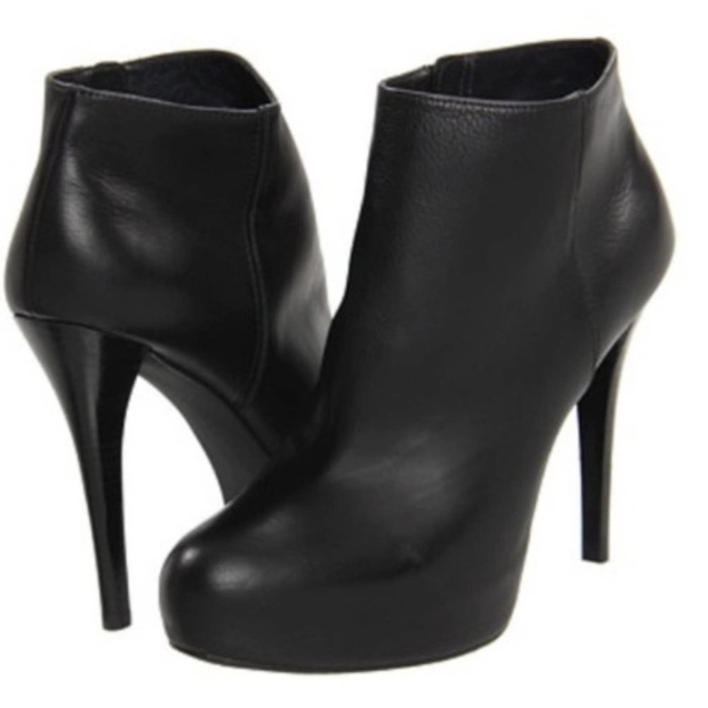 Stuart Weitzman Black Gran Platform Boots with Stiletto Heel
